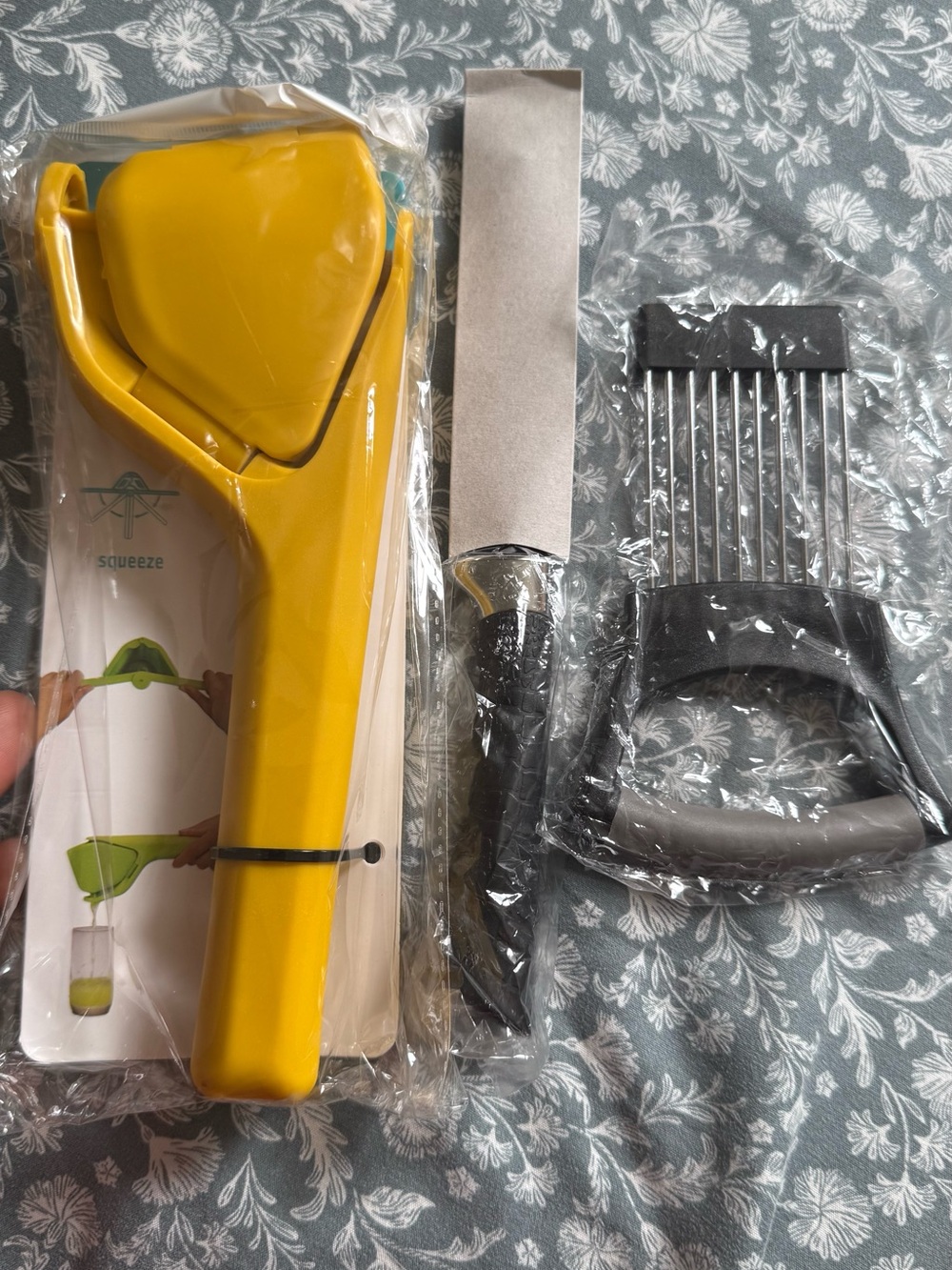 Yellow Citrus Juicer with Stainless Peeler and Black Herb Knife